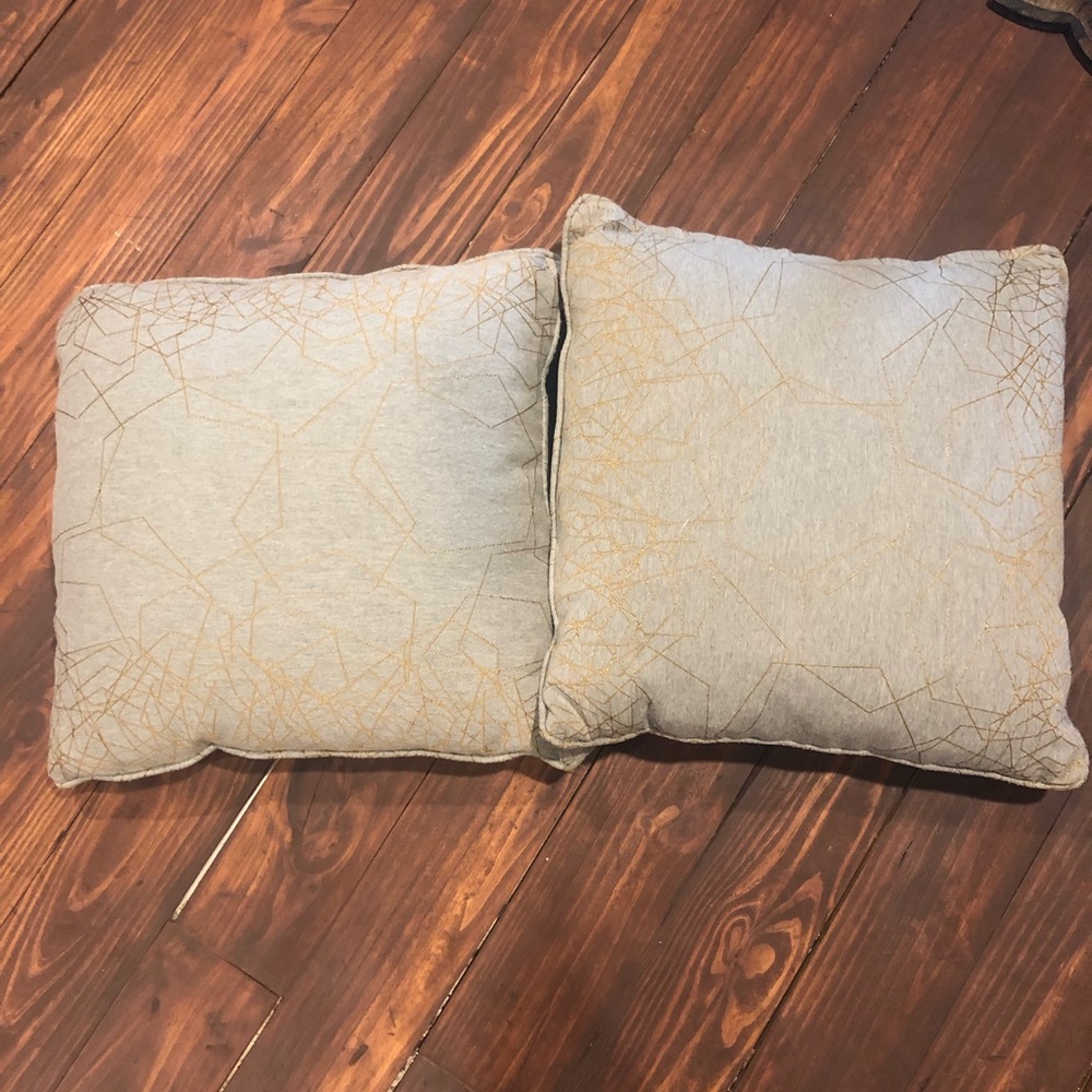 Throw pillows